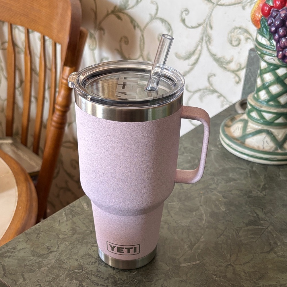 Yeti Light Pink Rambler Travel Mug with Clear Lid
